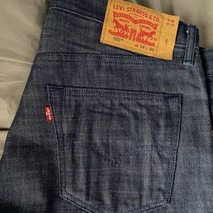 Navy blue Levi’s